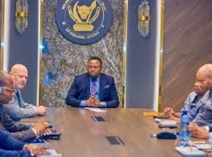 Pour une franche collaboration avec le corps des magistrats, Justice : Samuel Mbemba prend contact avec le Synamac